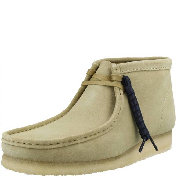 CLARKS Shoes - NEW CLARKS women's wallabee boot in maple suede
